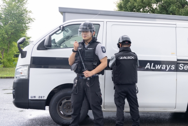 警備輸送